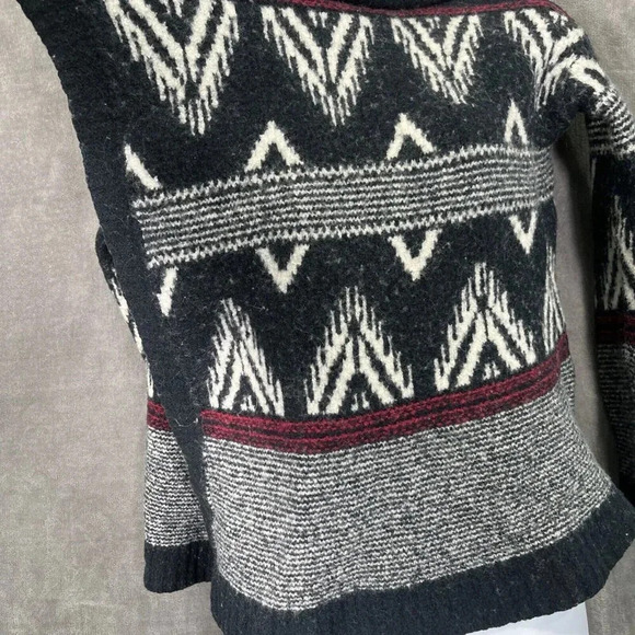 Abercrombie & Fitch Size S Tribal Cardigan Sweater Shawl Nordic Fisherman Boho - Picture 3 of 9